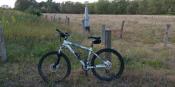 Grenspaal 157 met MTB