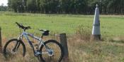 Grenspaal 156 met MTB