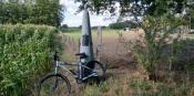 Grenspaal 152 met MTB