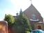 Kerk met 2 kruizen